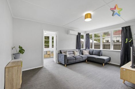 Photo of property in 25 Fleet Street, Naenae, Lower Hutt, 5011