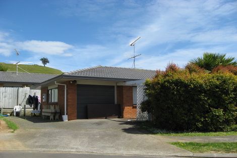 Photo of property in 24 Koru Street, Mangere Bridge, Auckland, 2022