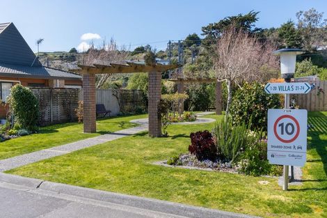 Photo of property in Redwood Village, 36/42 Main Road, Tawa, Wellington, 5028