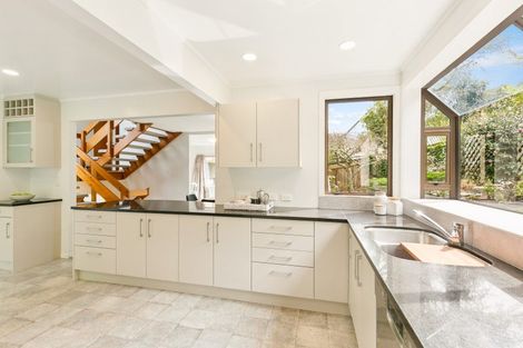 Photo of property in 7 Nadia Grove, Khandallah, Wellington, 6035