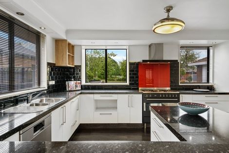 Photo of property in 41 Lowry Avenue, Redwood, Christchurch, 8051