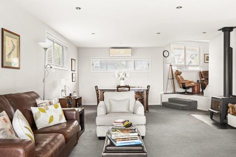 Photo of property in 33 Simla Terrace, Hospital Hill, Napier, 4110