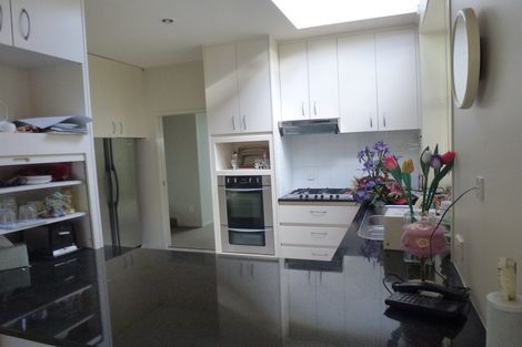 Photo of property in 11 Isherwood Place, Saint Johns, Auckland, 1072