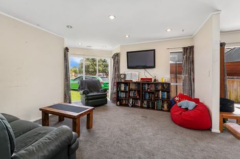Photo of property in 7 Westridge, Camborne, Porirua, 5026