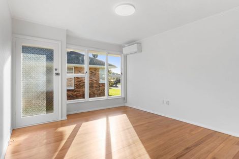 Photo of property in 1/2 Bowling Avenue, Epsom, Auckland, 1023