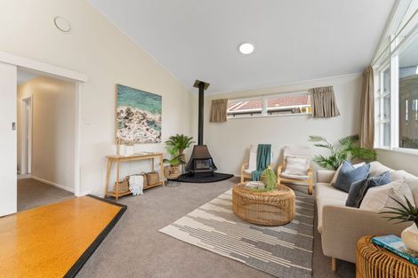 Photo of property in 22 Callender Terrace, Paraparaumu Beach, Paraparaumu, 5032
