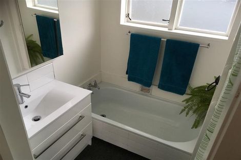 Photo of property in 34 Birdwood Avenue, Moturoa, New Plymouth, 4310