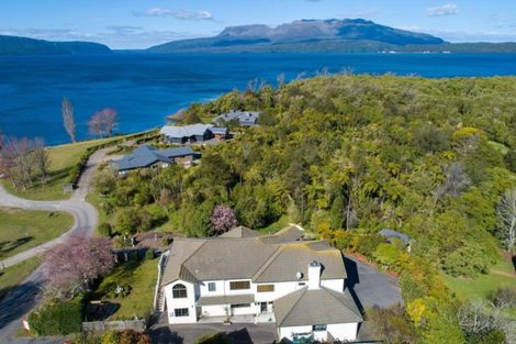 Photo of property in 3 Rangiuru Bay Road, Lake Tarawera, Rotorua, 3076