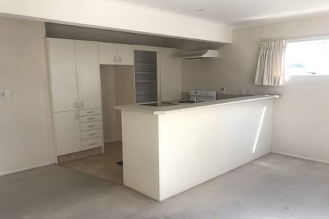 Photo of property in 4/28 Third Avenue, Tauranga, 3110