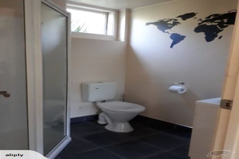 Photo of property in 17 Houston Place, Bayview, Auckland, 0629