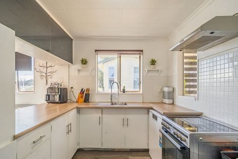 Photo of property in 110 Holborn Drive, Stokes Valley, Lower Hutt, 5019