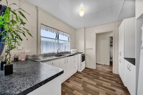 Photo of property in 31 Camellia Avenue, Bell Block, New Plymouth, 4312