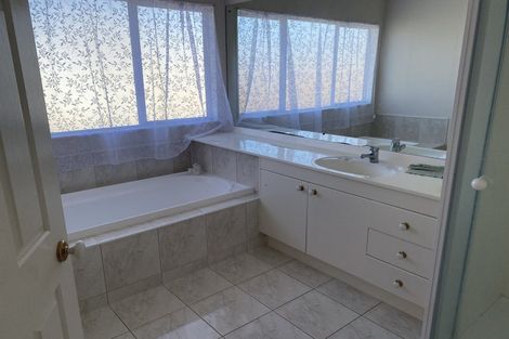 Photo of property in 9 Cantora Avenue, Northpark, Auckland, 2013