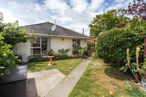 Photo of property in 2/9 Omega Place, Casebrook, Christchurch, 8051