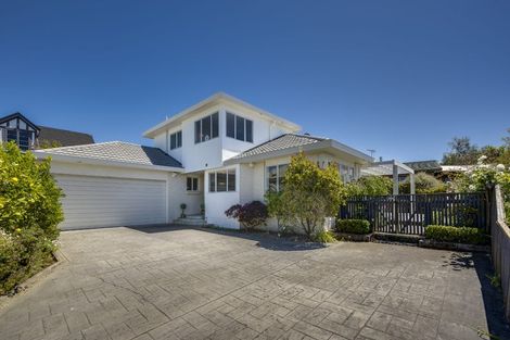 Photo of property in 76b Churchill Drive, Taradale, Napier, 4112