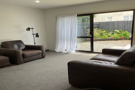 Photo of property in 1/636 Mount Wellington Highway, Mount Wellington, Auckland, 1062