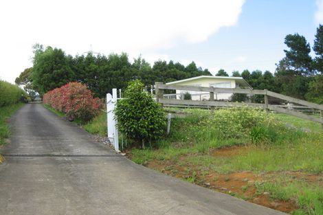 Photo of property in 38 Mile Road, Bombay, 2675