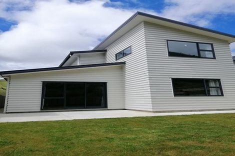 Photo of property in 69 Melksham Drive, Churton Park, Wellington, 6037