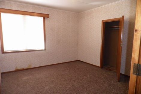 Photo of property in 8 Kohekohe Street, New Lynn, Auckland, 0600