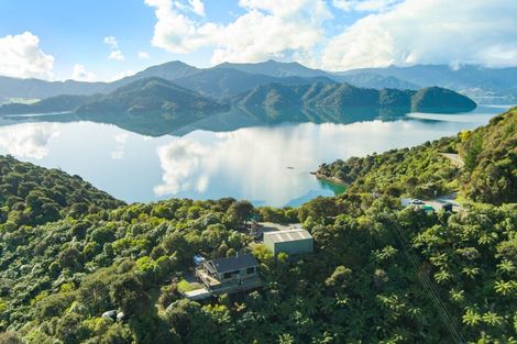 Photo of property in 2067 Kenepuru Road, Te Mahia, Picton, 7282