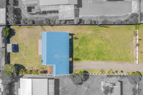 Photo of property in 22 Rangitane Street, Himatangi Beach, Foxton, 4891