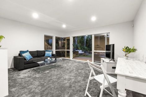 Photo of property in 43 Shuttleworth Place, Manly, Whangaparaoa, 0930
