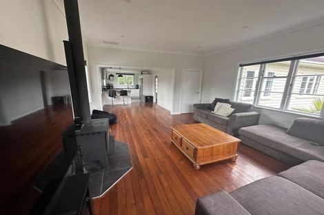 Photo of property in 14 Pearce Crescent, Taita, Lower Hutt, 5011