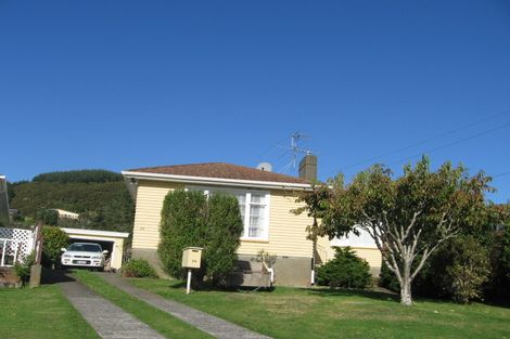 Photo of property in 34 Allen Terrace, Tawa, Wellington, 5028