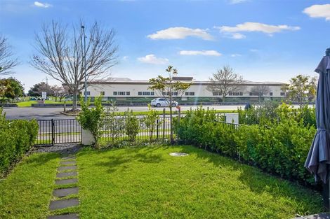Photo of property in 83 Walters Road, Papakura, Takanini, 2110