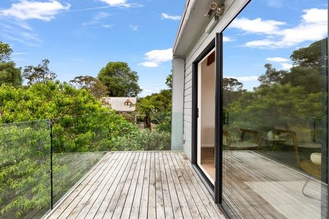 Photo of property in 1/17 Ribblesdale Road, Henderson, Auckland, 0612