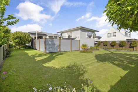 Photo of property in 3 Ngatai Road, Otumoetai, Tauranga, 3110