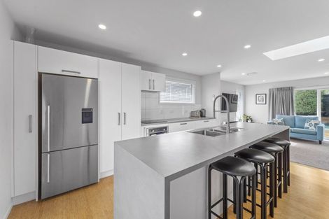 Photo of property in 17 Aorangi Road, Paraparaumu, 5032