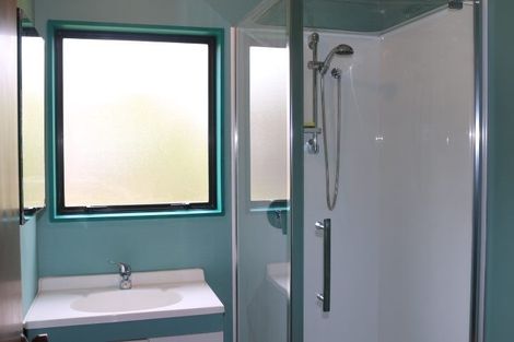 Photo of property in 64 Summerhill Drive, Fitzherbert, Palmerston North, 4410