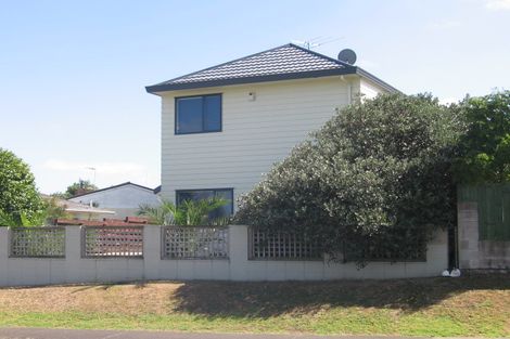 Photo of property in 1/27 Manuka Road, Bayview, Auckland, 0629