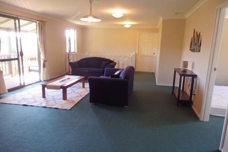 Photo of property in 16 Alpha Street, Cambridge, 3434