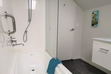 Photo of property in 21 Bartlett Street, Riccarton, Christchurch, 8011