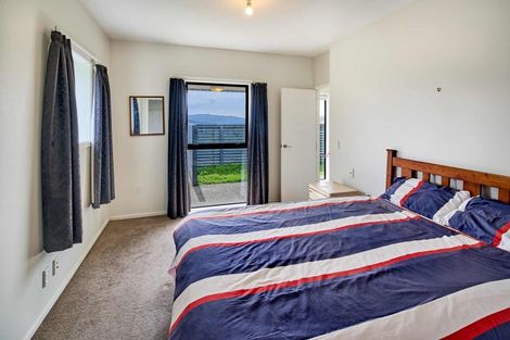 Photo of property in 32 Tea Tree Lane, Woodridge, Wellington, 6037