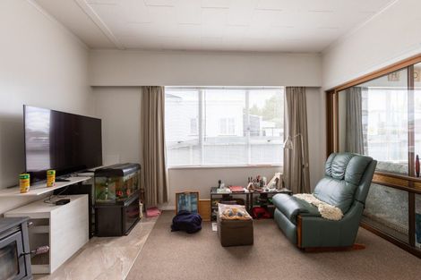 Photo of property in 10 Salisbury Street, Dannevirke, 4930