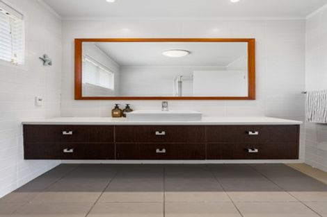 Photo of property in 10 Easdale Place, Pauanui, Hikuai, 3579