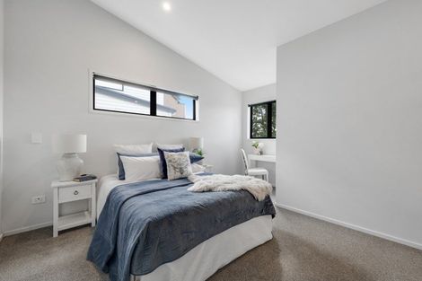 Photo of property in 14e Ropata Avenue, Point England, Auckland, 1072