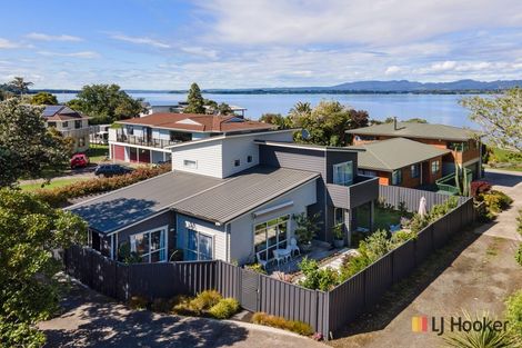 Photo of property in 35 Waione Avenue, Athenree, Waihi Beach, 3177