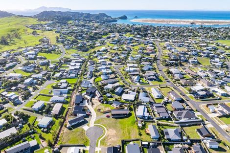 Photo of property in 46 Marram Place, Mangawhai Heads, Mangawhai, 0505