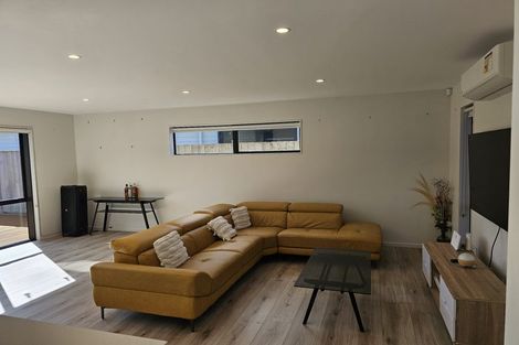 Photo of property in 1 Te Mura Crescent, Takanini, 2112