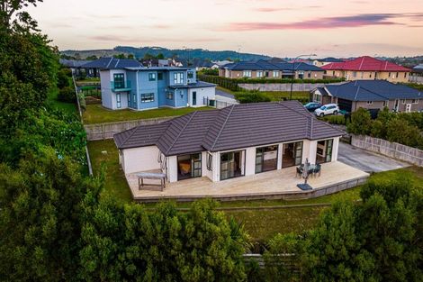 Photo of property in 42 Leebank Crescent, Riverhead, 0820