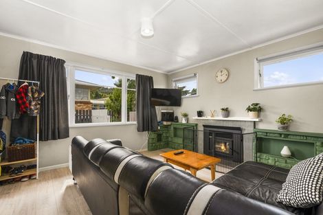 Photo of property in 15 Thomas Crescent, Western Heights, Rotorua, 3015