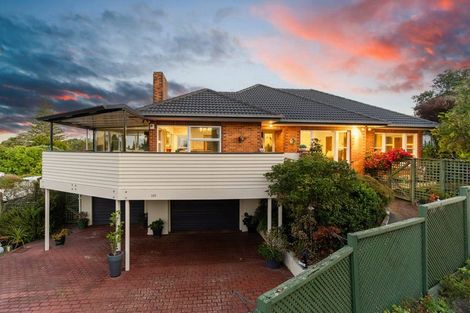 Photo of property in 148a Cliff View Drive, Green Bay, Auckland, 0604