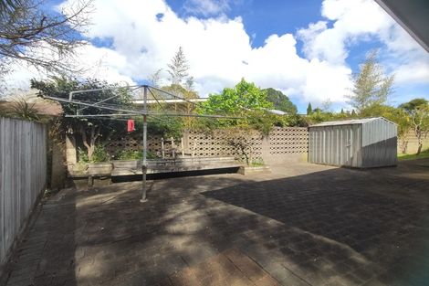 Photo of property in 2 The Boulevard, Sunnyhills, Auckland, 2010