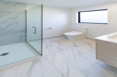 Photo of property in 11/180 Marine Parade, New Brighton, Christchurch, 8083