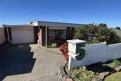 Photo of property in 2/5 Moorgreen Heights, Torbay, Auckland, 0630