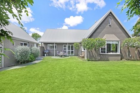 Photo of property in 106 Regency Crescent, Redwood, Christchurch, 8051